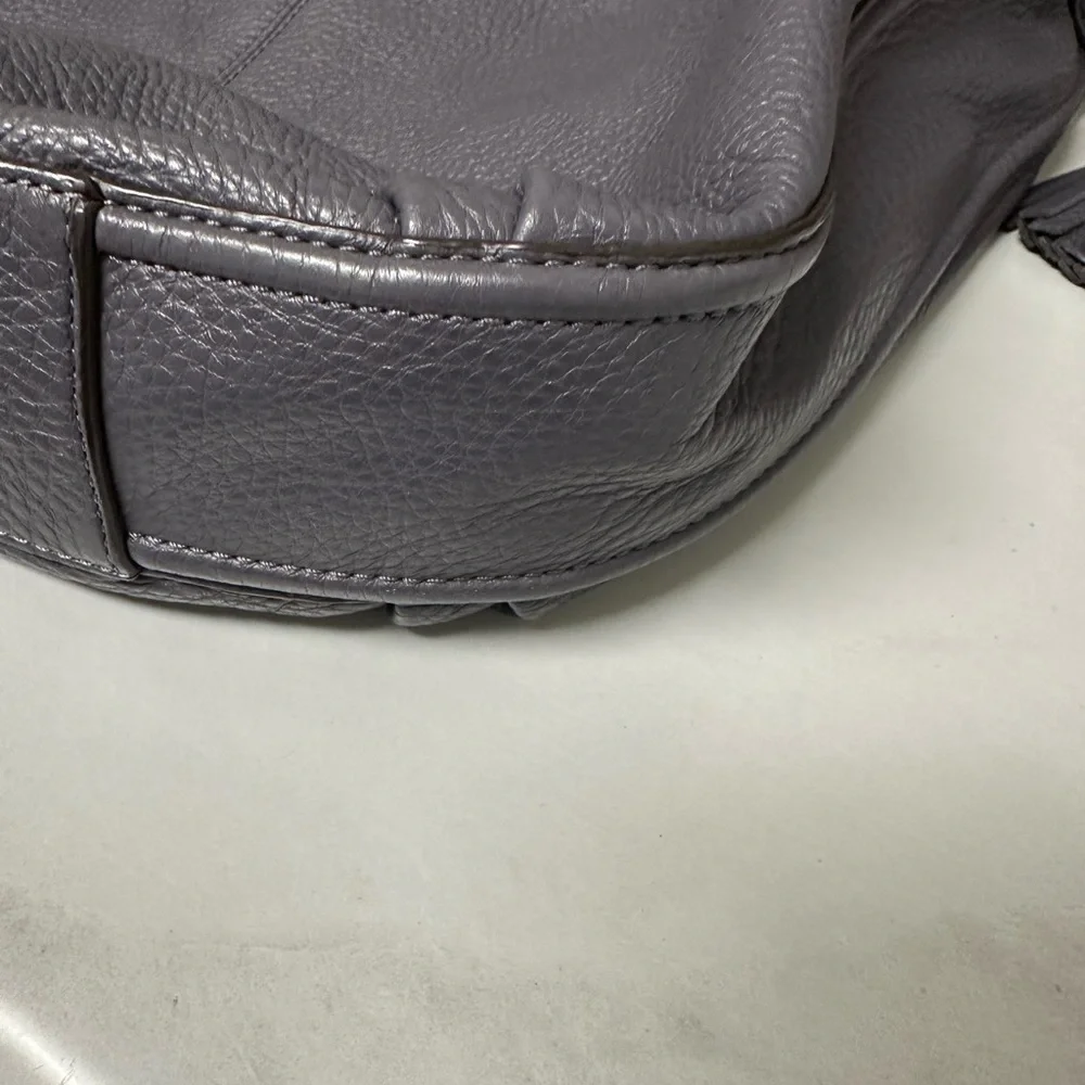 Coach Avery Leather Hobo Bag Gray - Picture 13 of 13